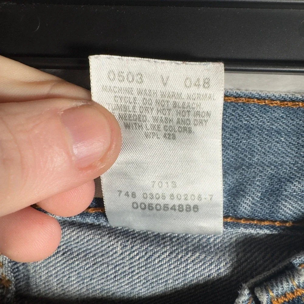 Vintage Levis‎ 505 Regular Fit Distressed Denim Cut Off Shorts Blue Mens 38 2003